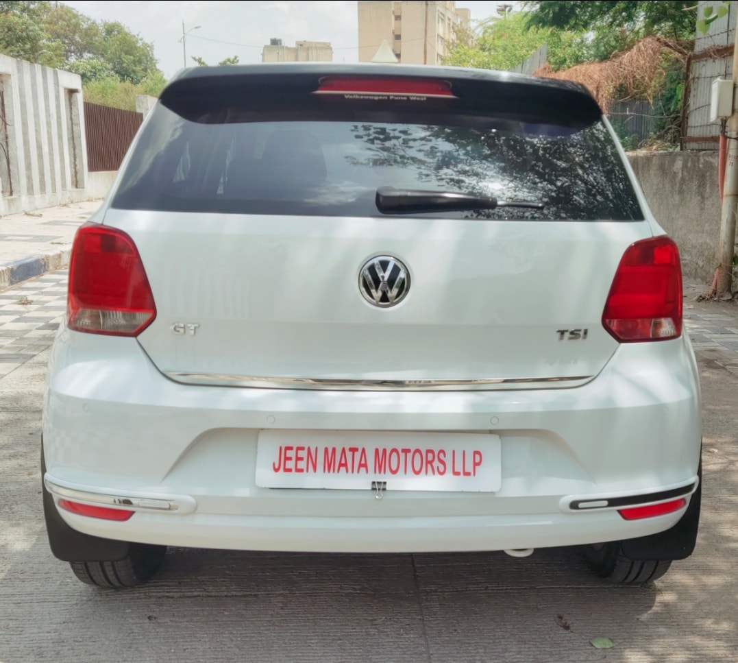 Polo image 4 Polo image 4