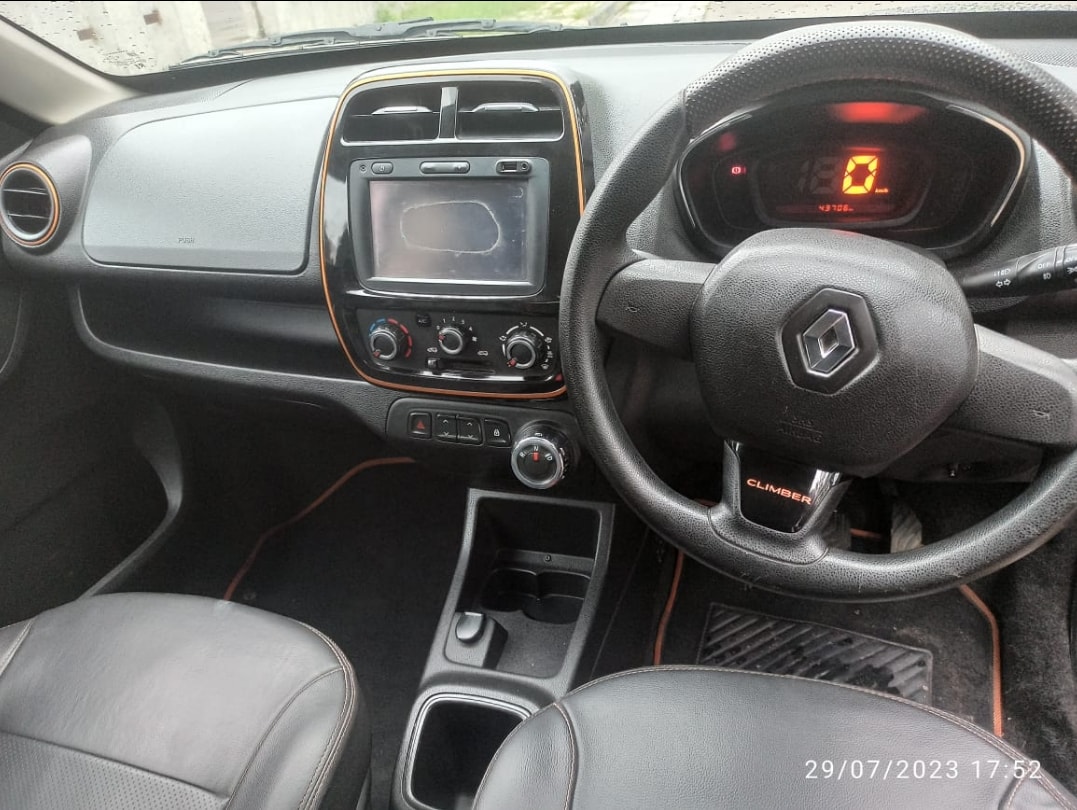 Kwid image 10 Kwid image 10