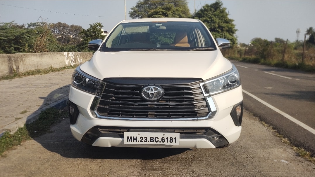 Innova Crysta image 8 Innova Crysta image 8