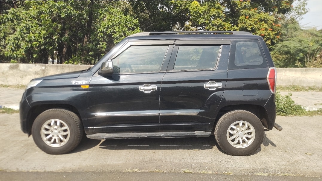 TUV300 image 2 TUV300 image 2