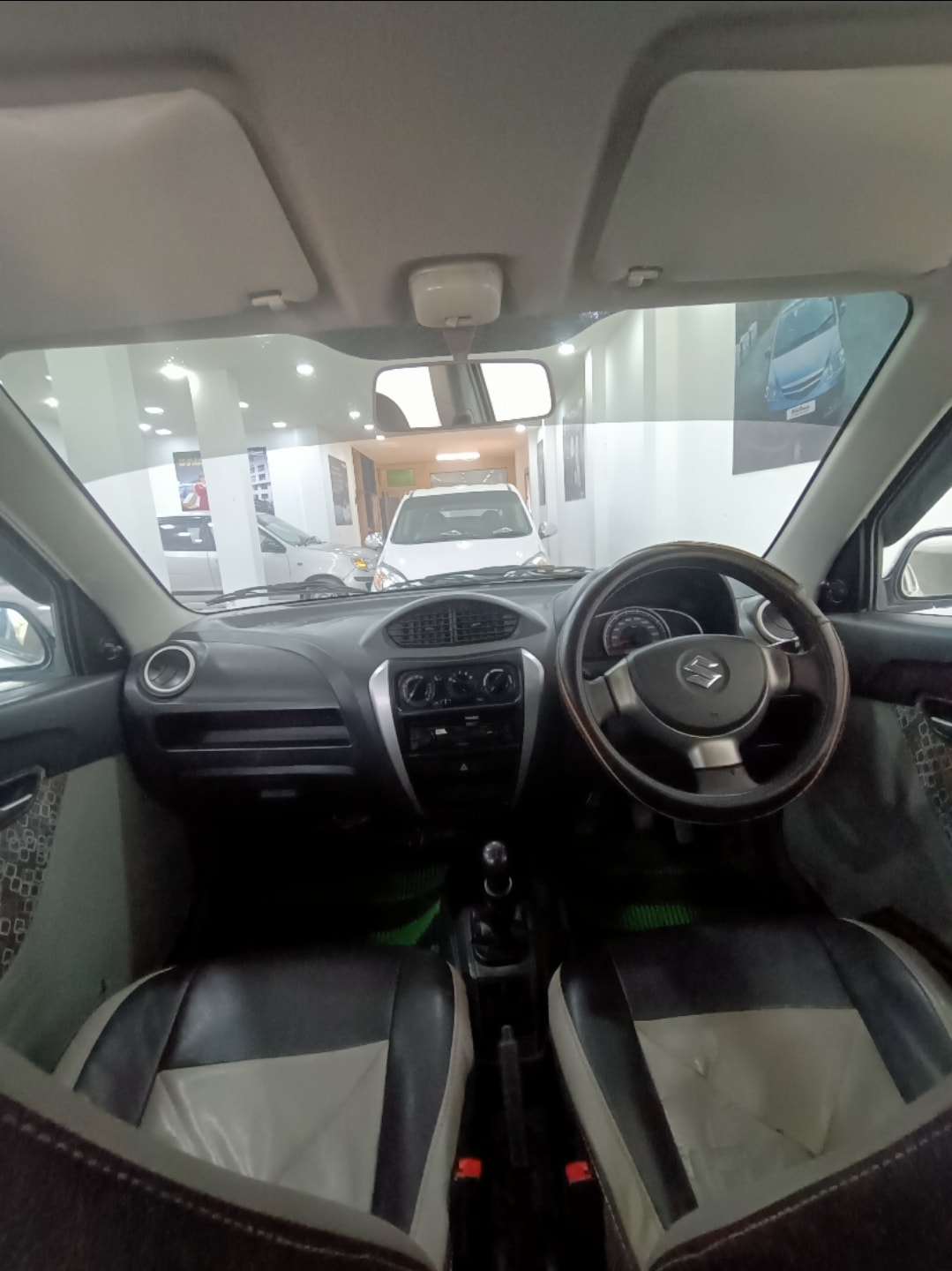 Alto 800 image 8 Alto 800 image 8