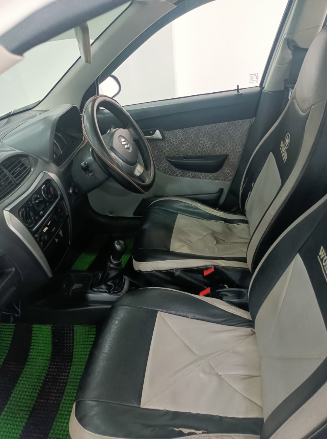 Alto 800 image 9 Alto 800 image 9