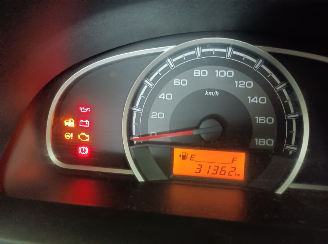 Alto 800 image 7 Alto 800 image 7