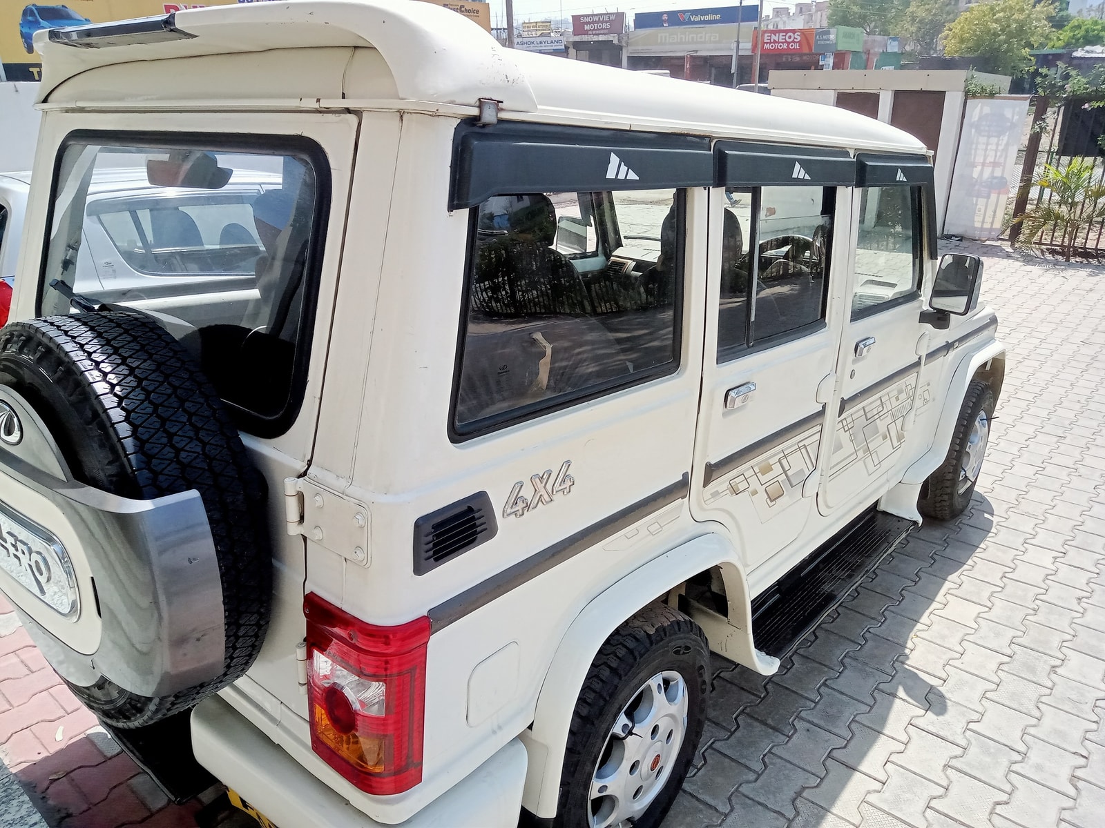 Bolero image 2 Bolero image 2