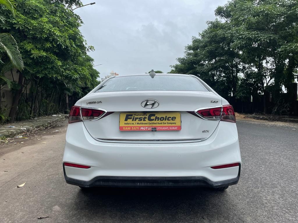 Verna image 4 Verna image 4