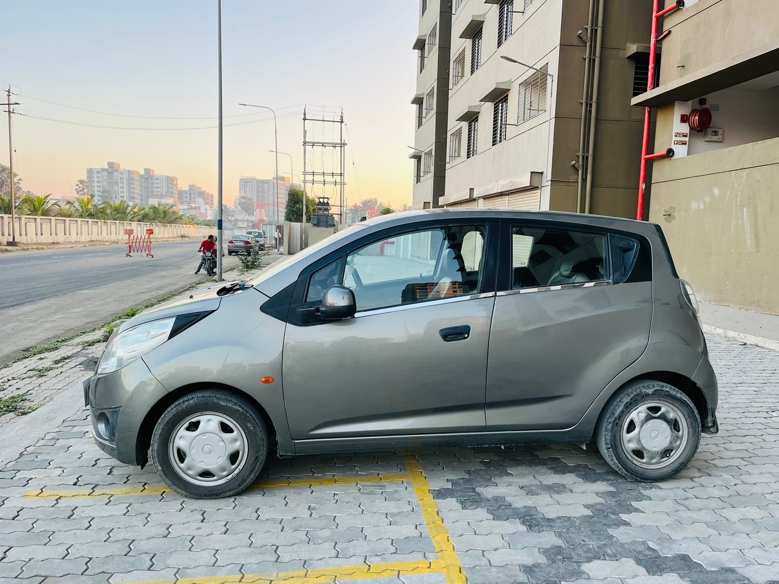 Beat image 4 Beat image 4