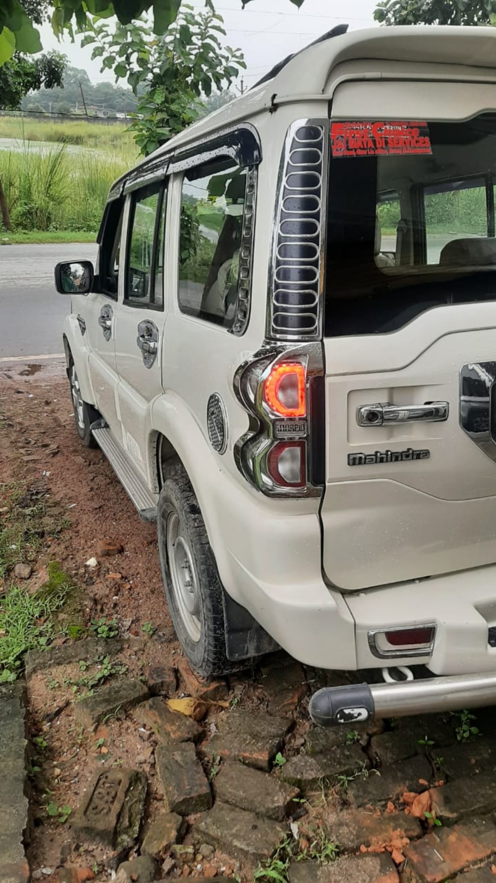 Scorpio image 3 Scorpio image 3