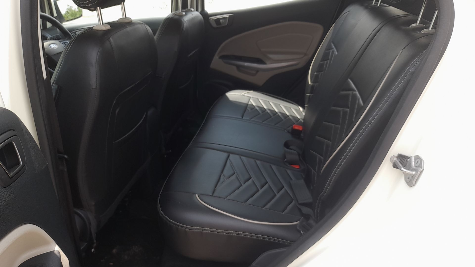 EcoSport image 11 EcoSport image 11