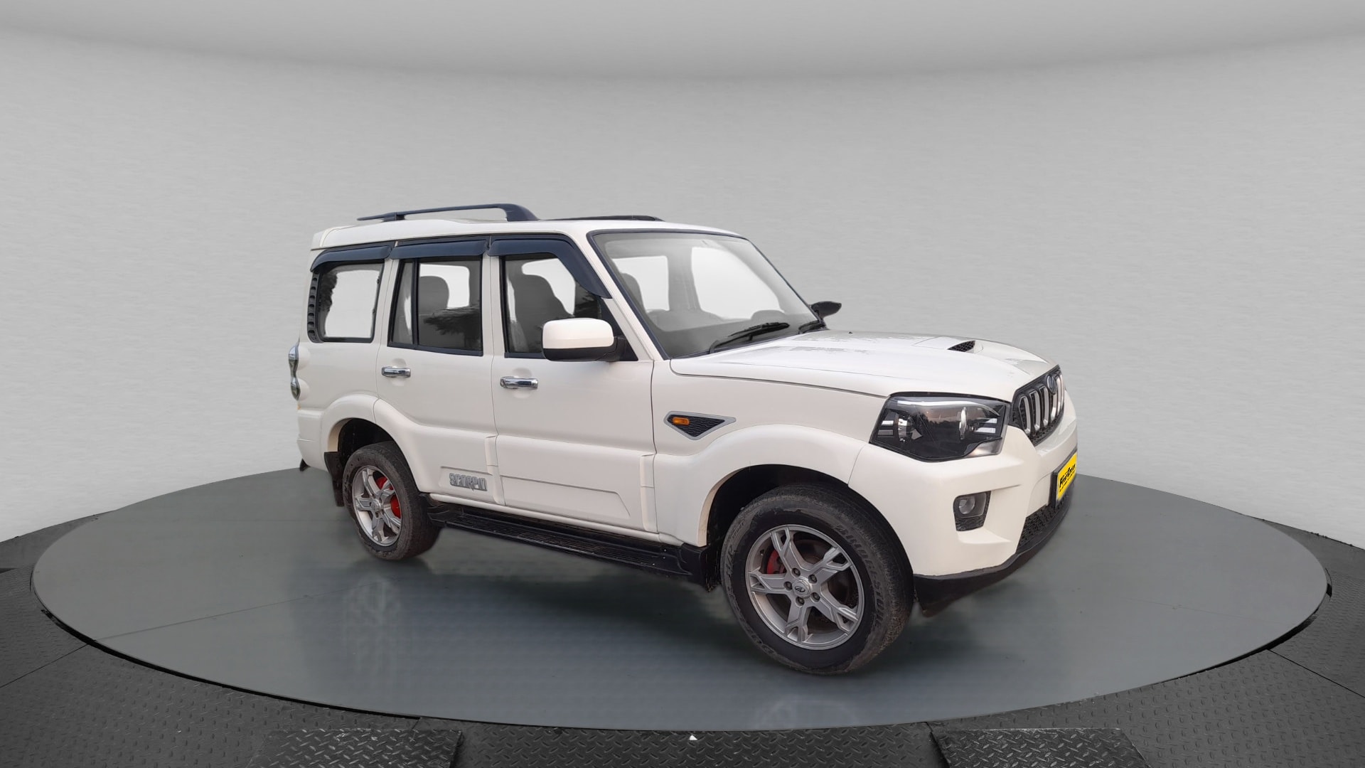 Scorpio image 9 Scorpio image 9