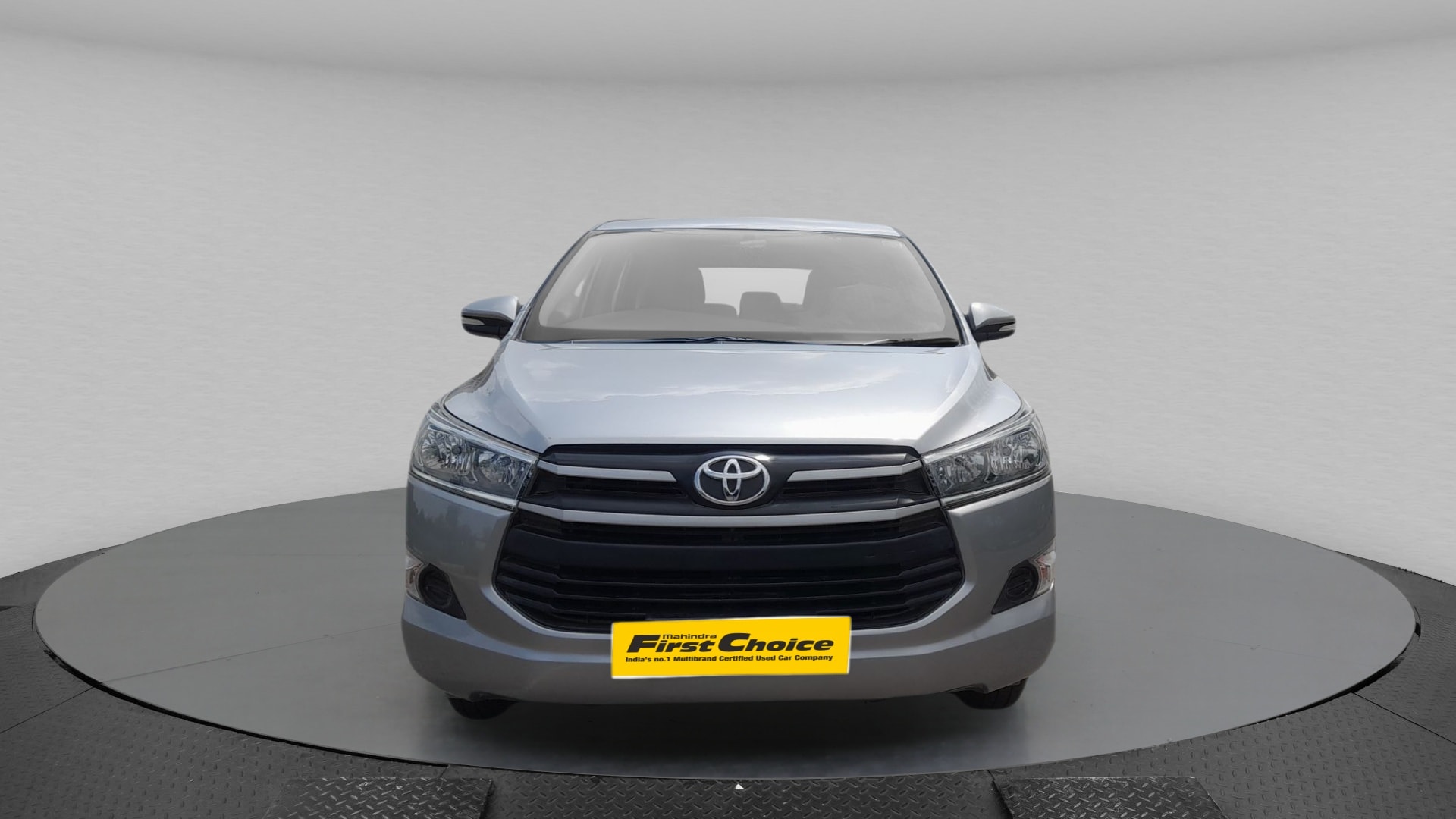 Innova Crysta image 8 Innova Crysta image 8