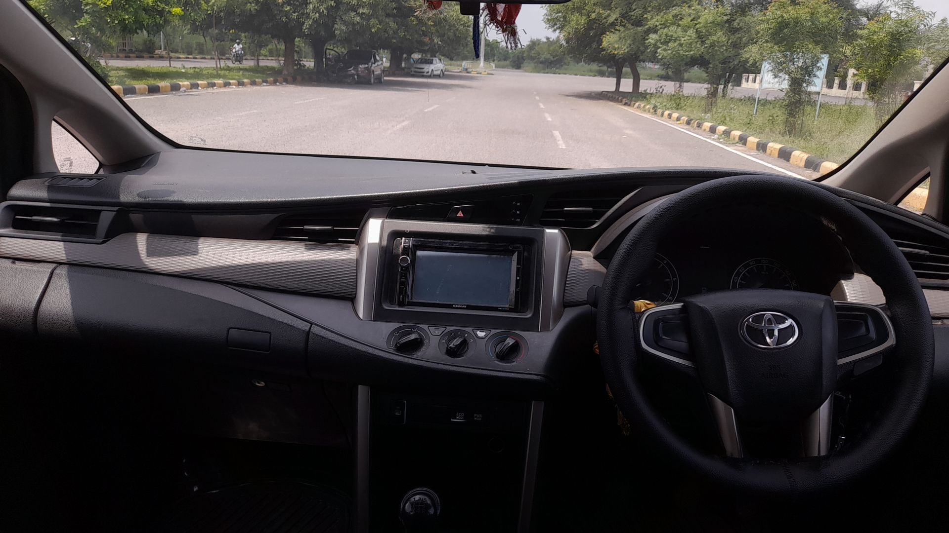 Innova Crysta image 14 Innova Crysta image 14