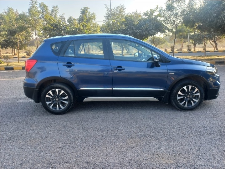 S-Cross image 6 S-Cross image 6