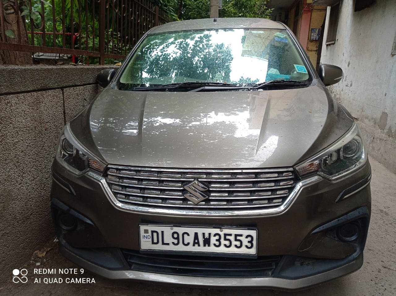 Ertiga image 1 Ertiga image 1