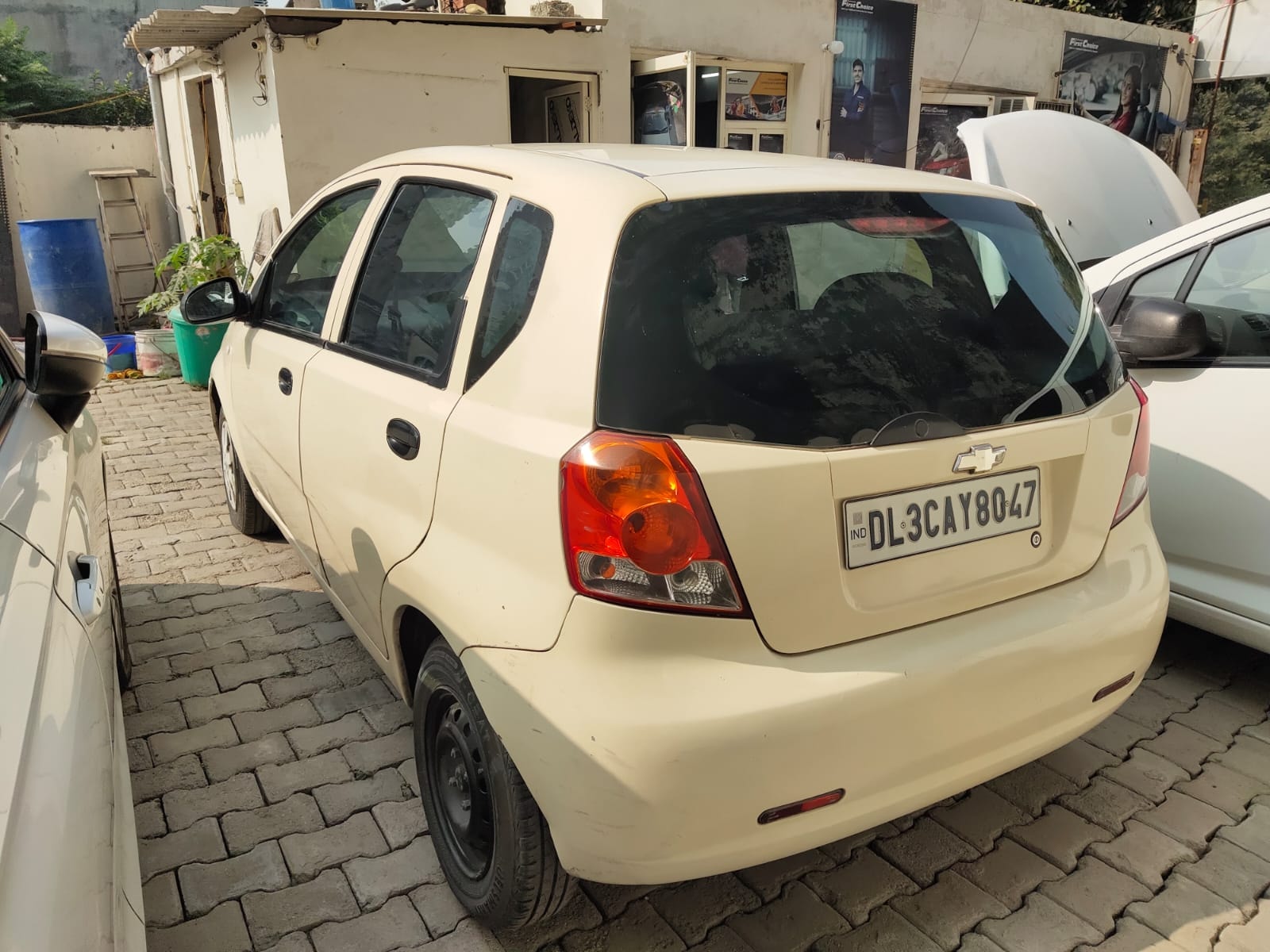 Aveo UVA image 5 Aveo UVA image 5