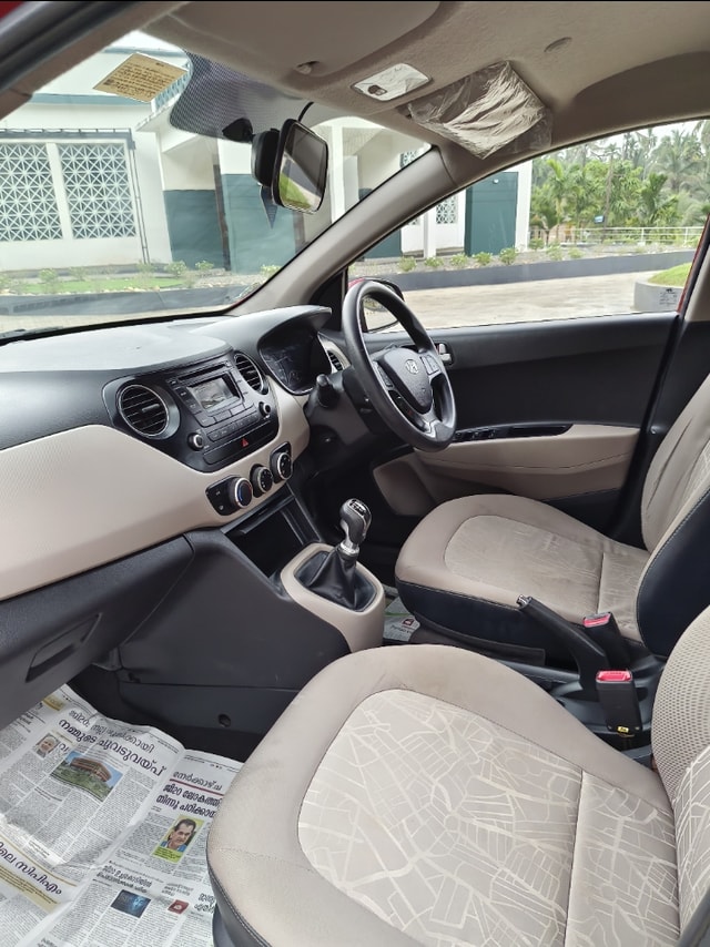 View Hyundai Xcent Image 11 Used Hyundai Xcent Image 11