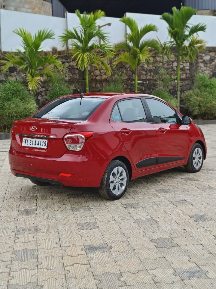 View 2015 Hyundai Xcent S Diesel Image 4 Used 2015 Hyundai Xcent S Diesel Image 4