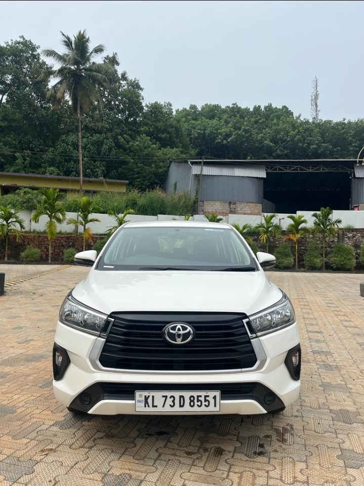 Innova Crysta image 4 Innova Crysta image 4