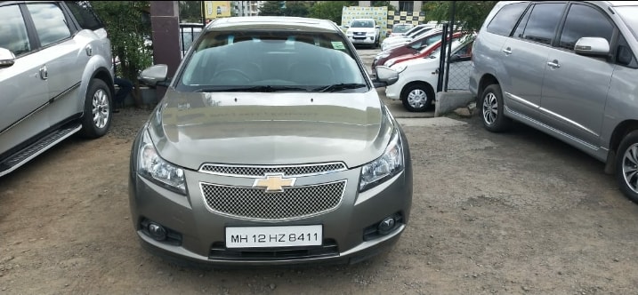 Cruze image 1 Cruze image 1