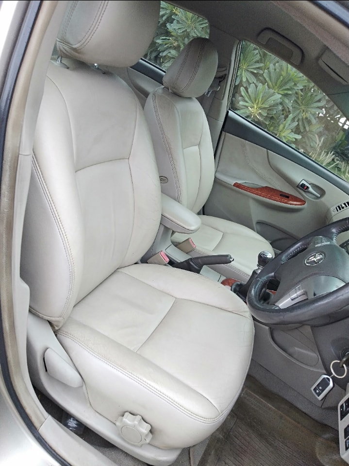 Corolla Altis image 7 Corolla Altis image 7