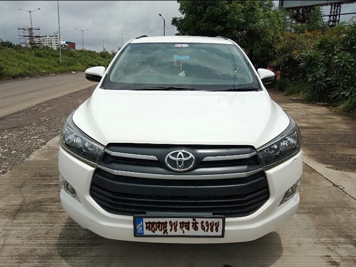 Innova Crysta image 1 Innova Crysta image 1