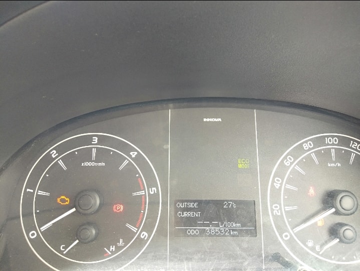Innova Crysta image 10 Innova Crysta image 10