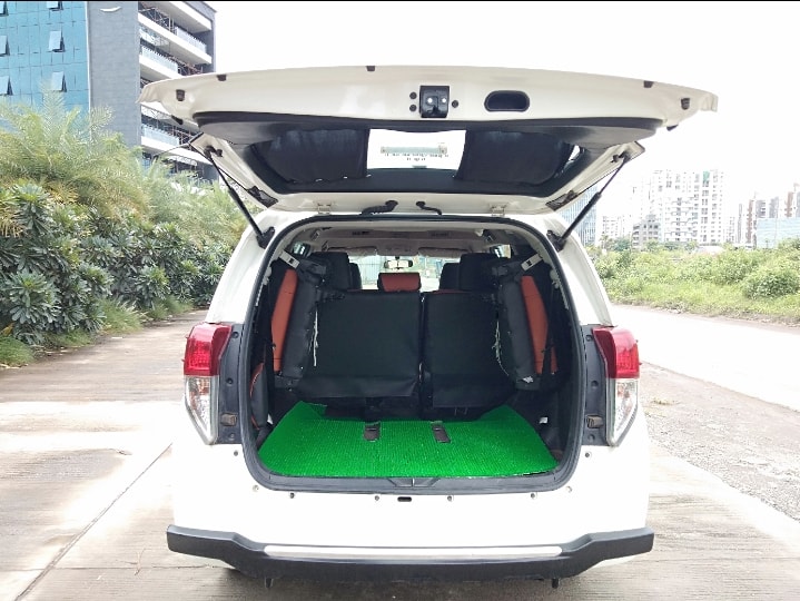 Innova Crysta image 16 Innova Crysta image 16