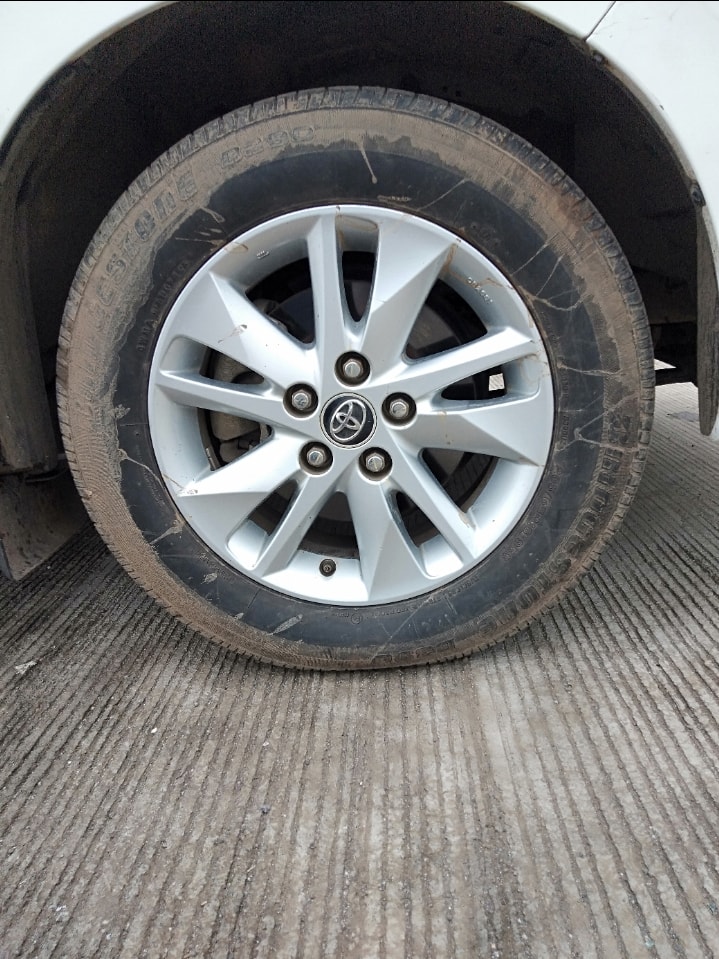 Innova Crysta image 17 Innova Crysta image 17