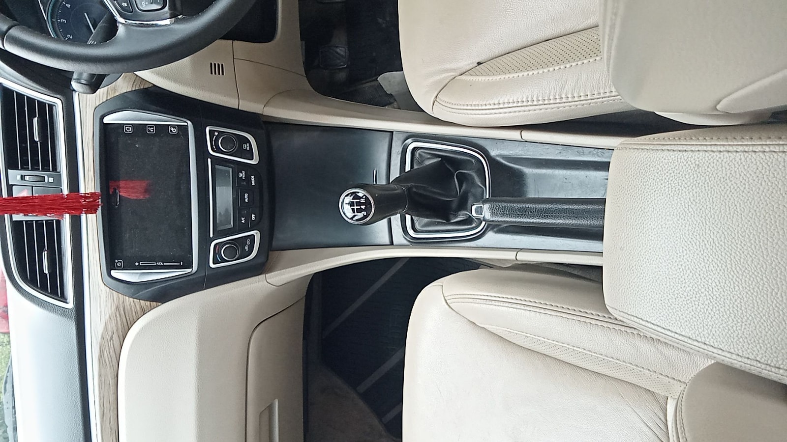 Ciaz image 15 Ciaz image 15