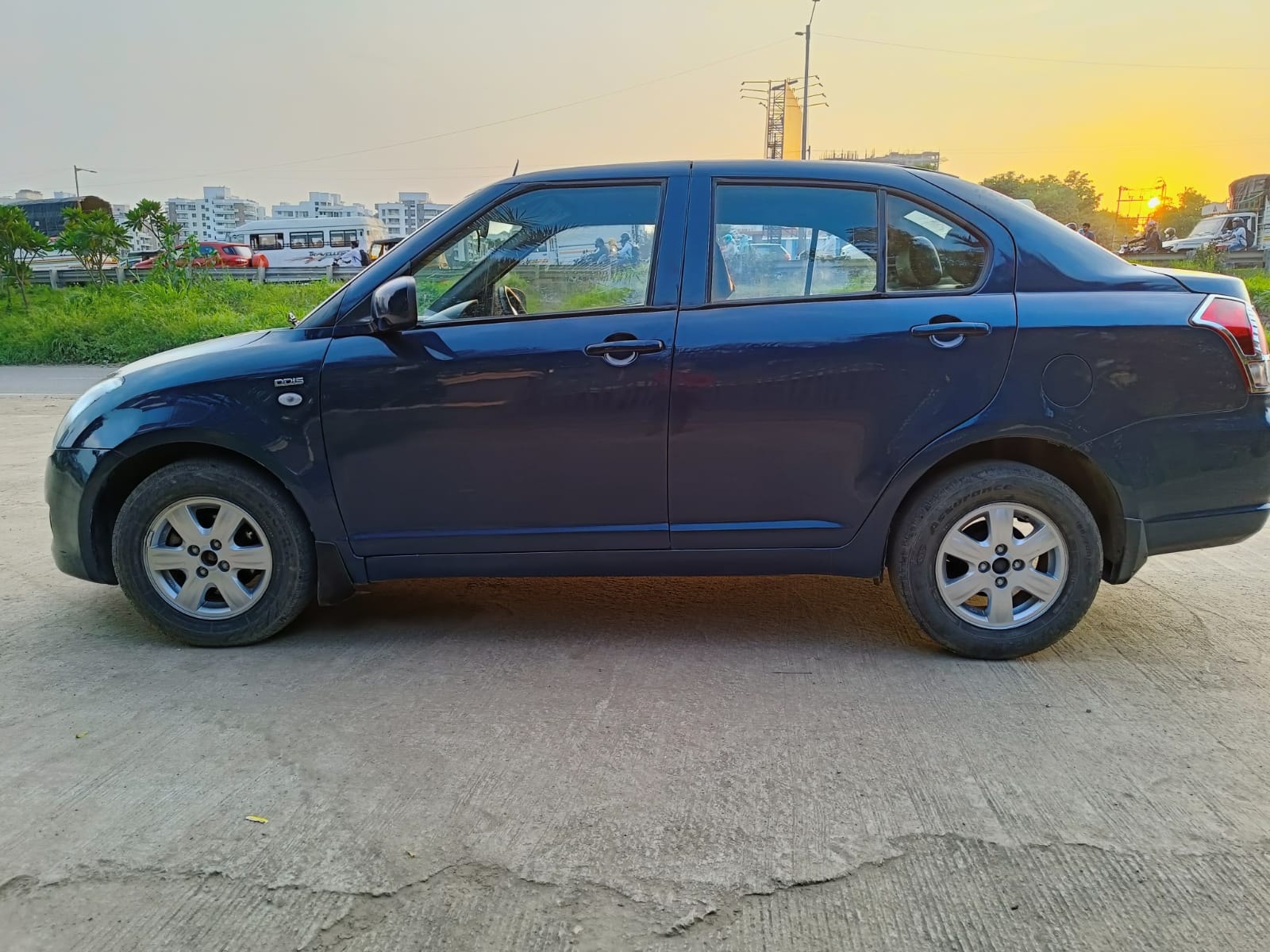 Swift DZire image 2 Swift DZire image 2