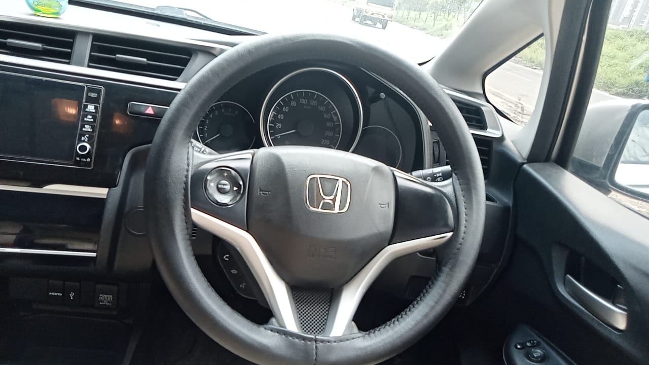 WR-V image 12 WR-V image 12