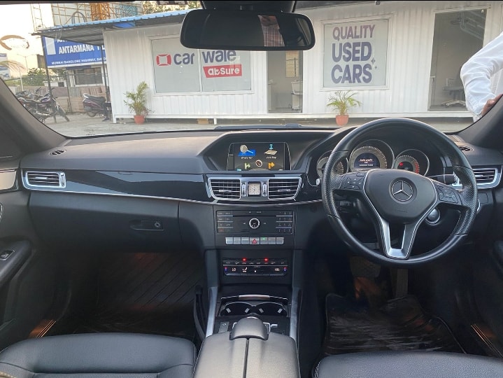 E-Class image 9 E-Class image 9