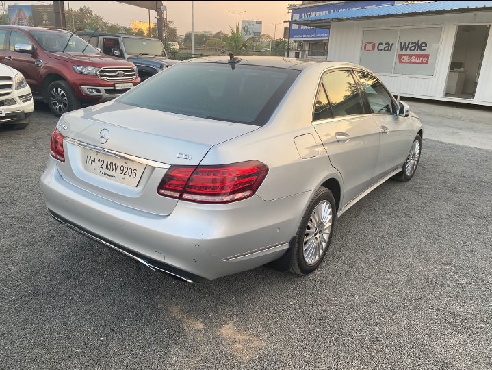 E-Class image 4 E-Class image 4