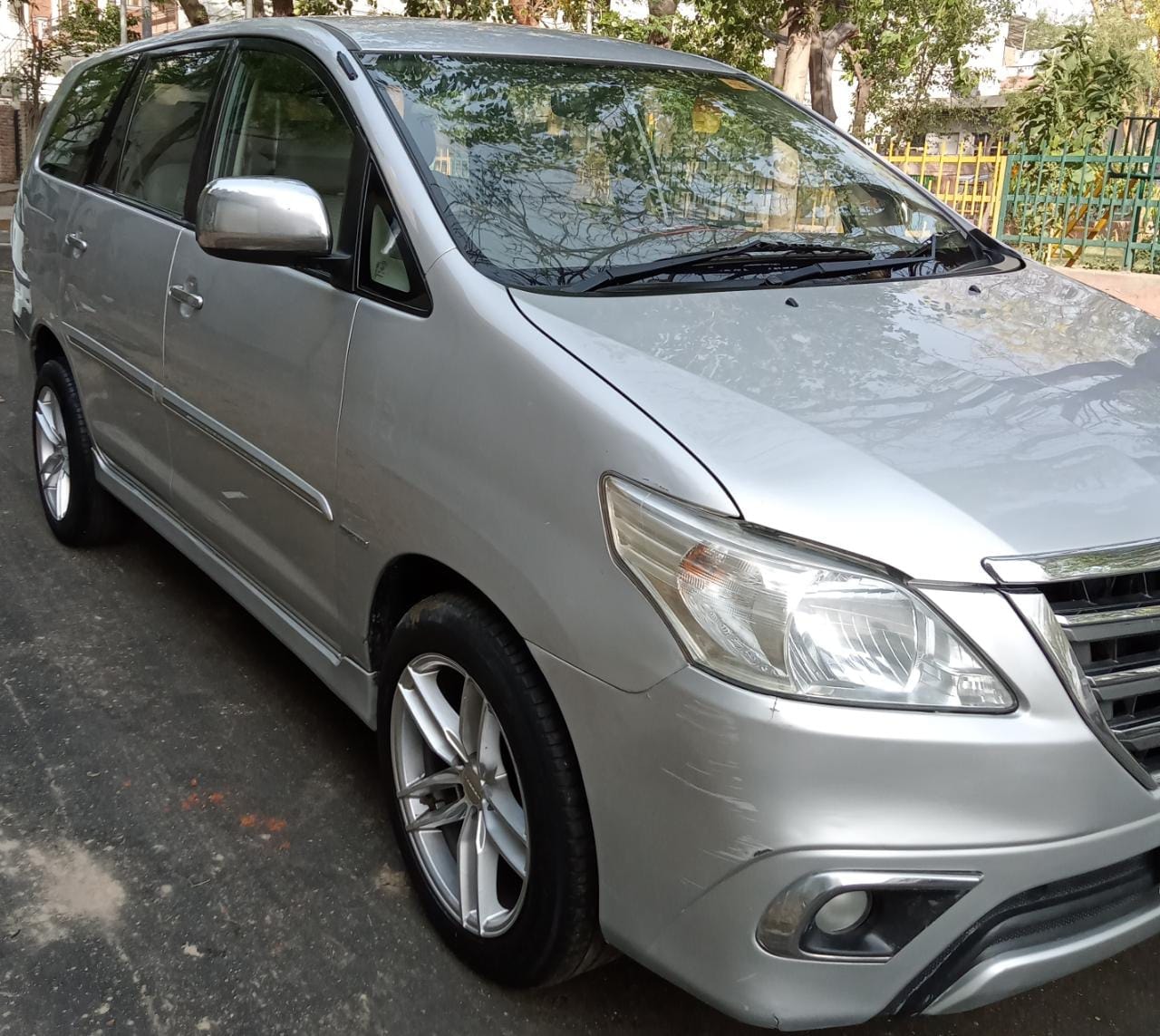 Innova image 2 Innova image 2