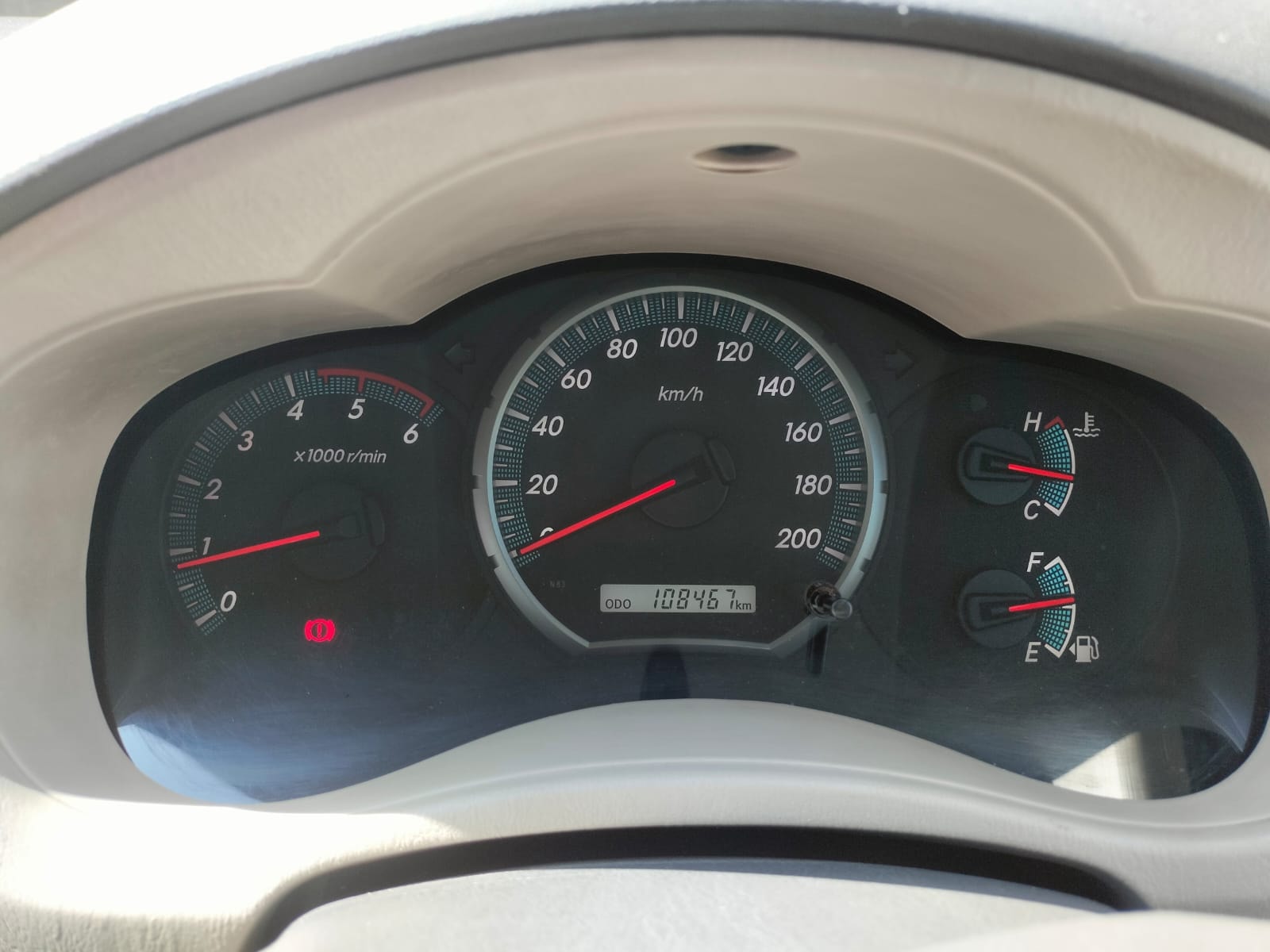 Innova image 6 Innova image 6