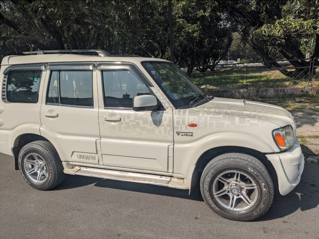 Scorpio image 5 Scorpio image 5