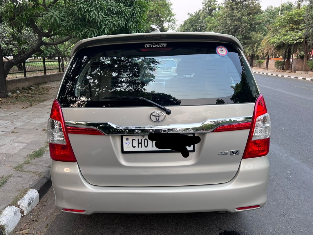 Innova image 2 Innova image 2