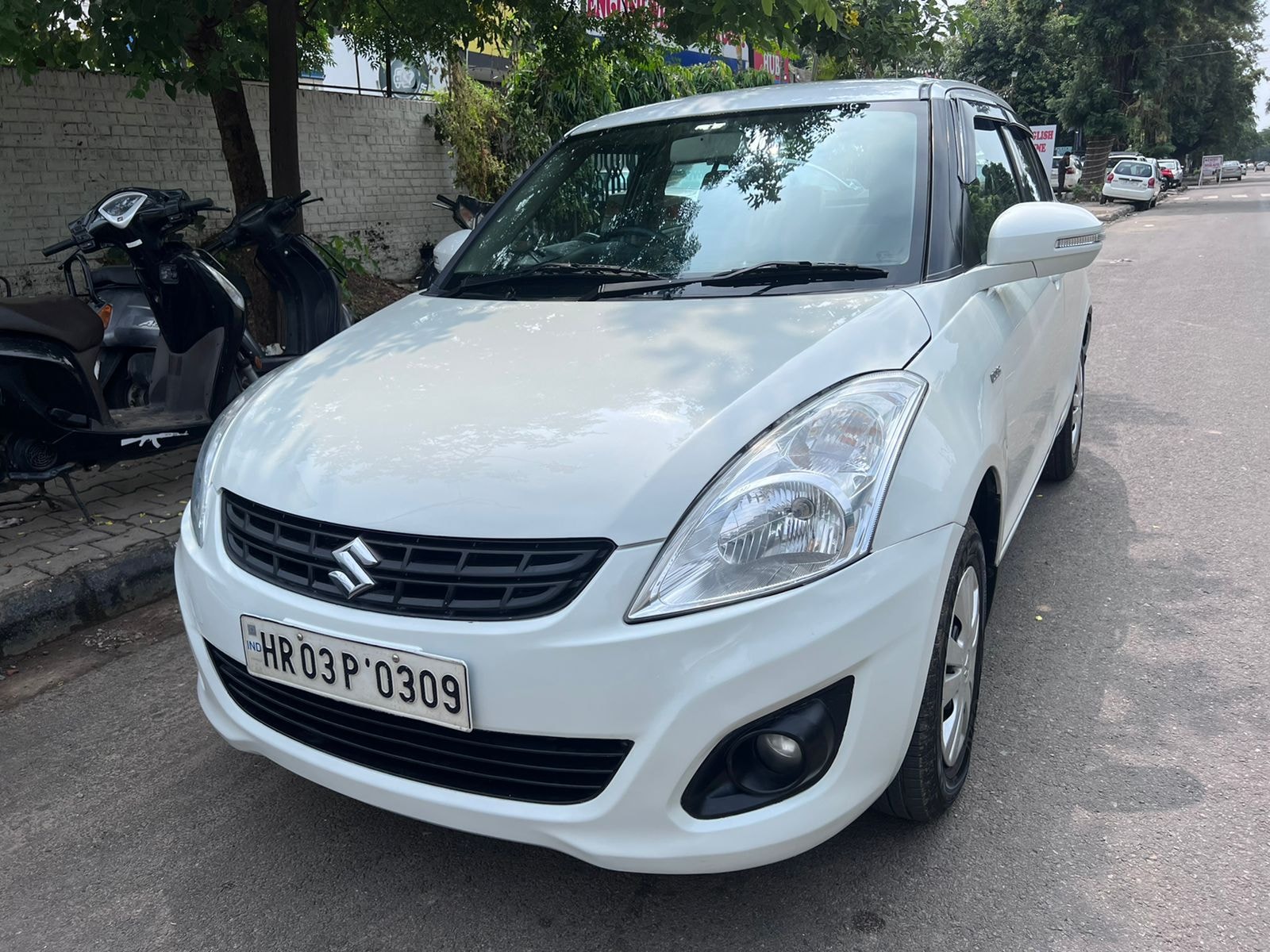 Swift DZire image 1 Swift DZire image 1