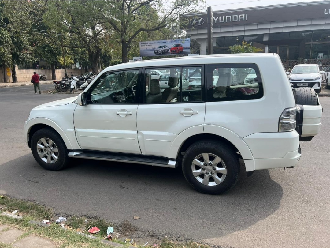 Montero image 2 Montero image 2