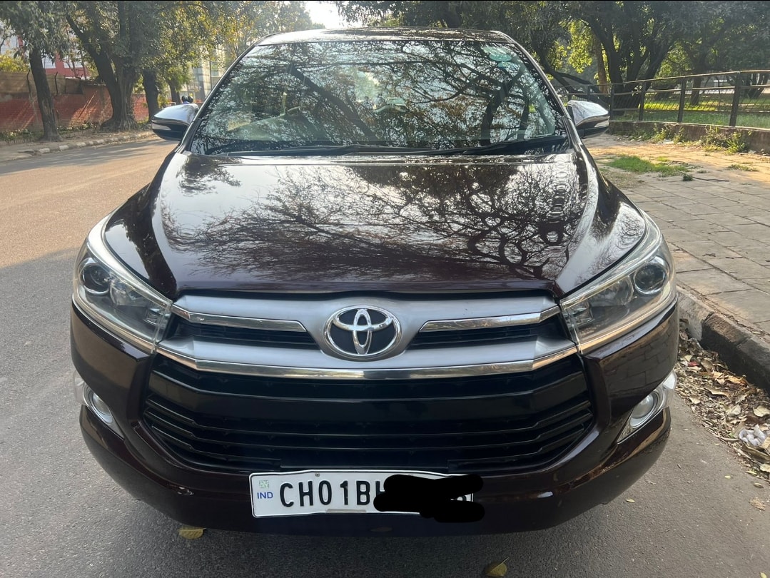 Innova Crysta image 4 Innova Crysta image 4