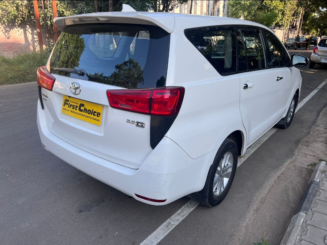 Innova Crysta image 5 Innova Crysta image 5