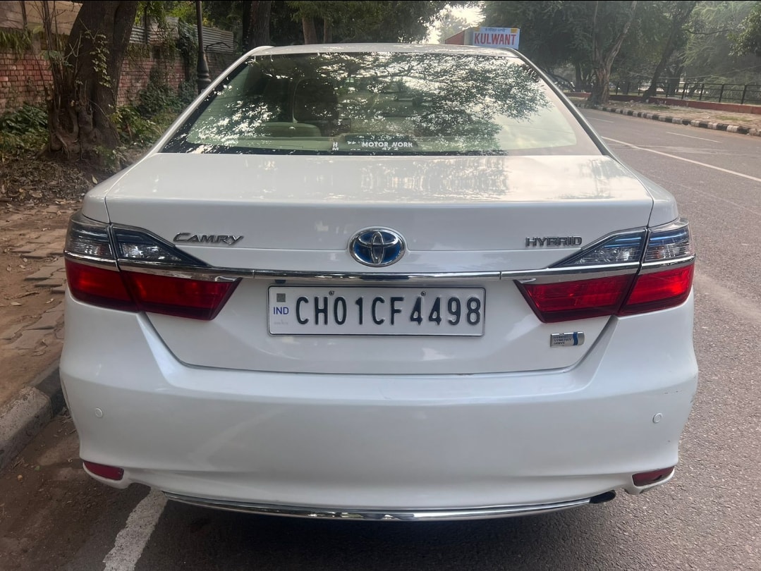 Camry image 4 Camry image 4