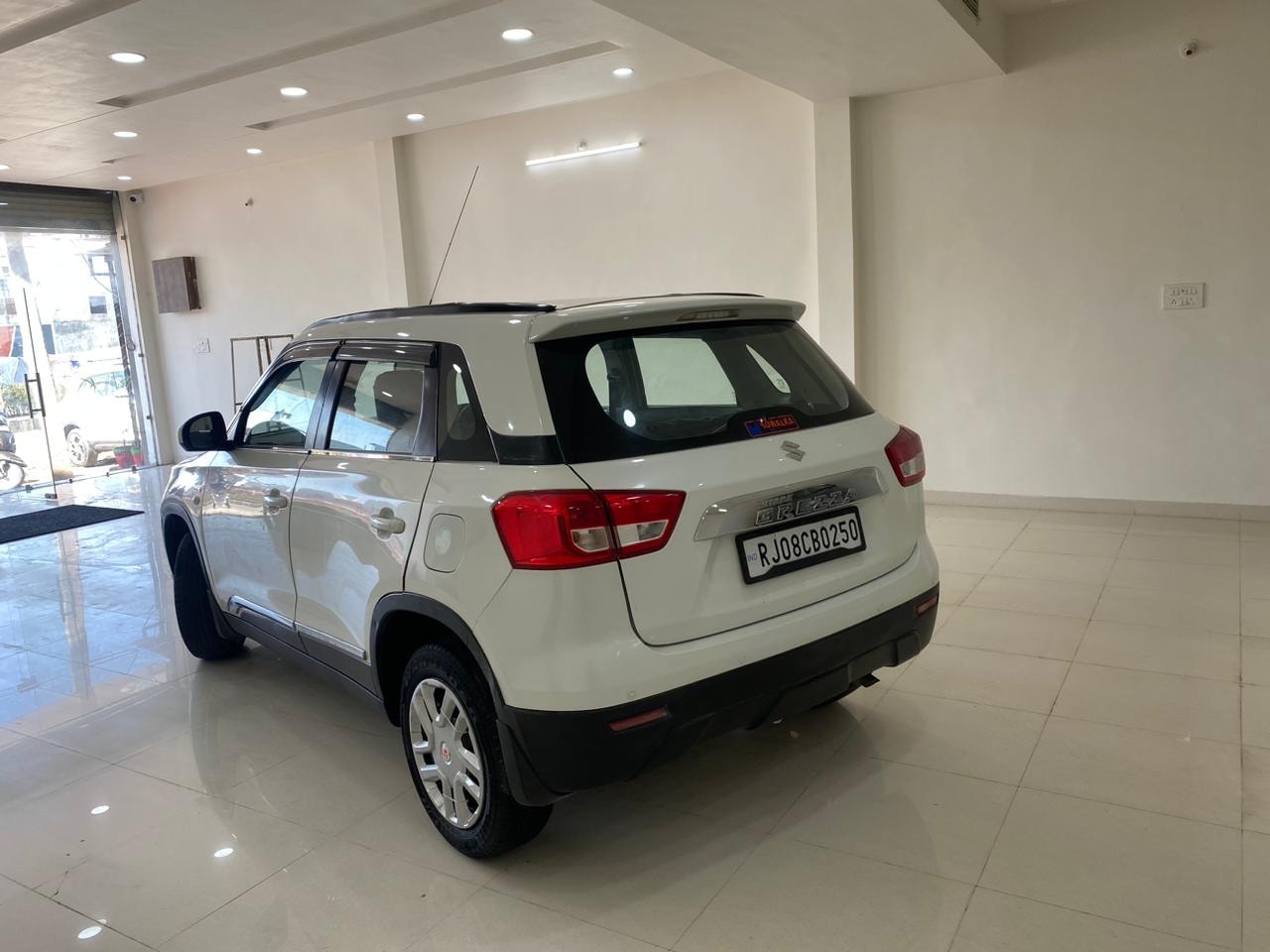 Vitara Brezza image 7 Vitara Brezza image 7