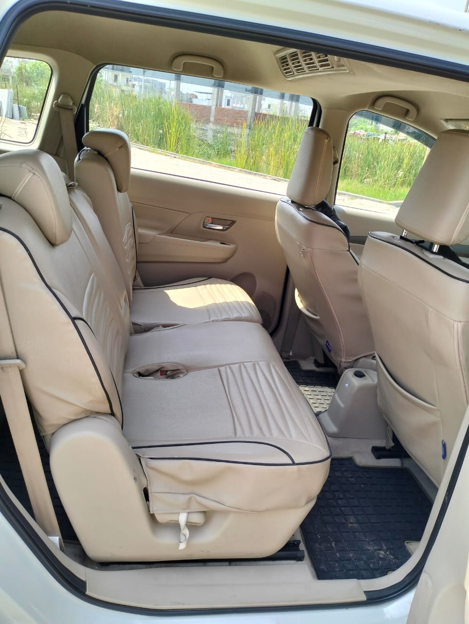 Ertiga image 15 Ertiga image 15