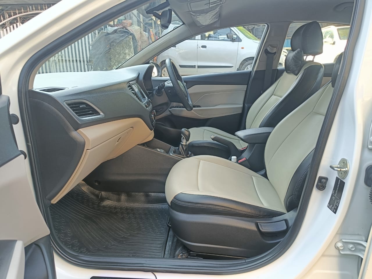 Verna image 16 Verna image 16