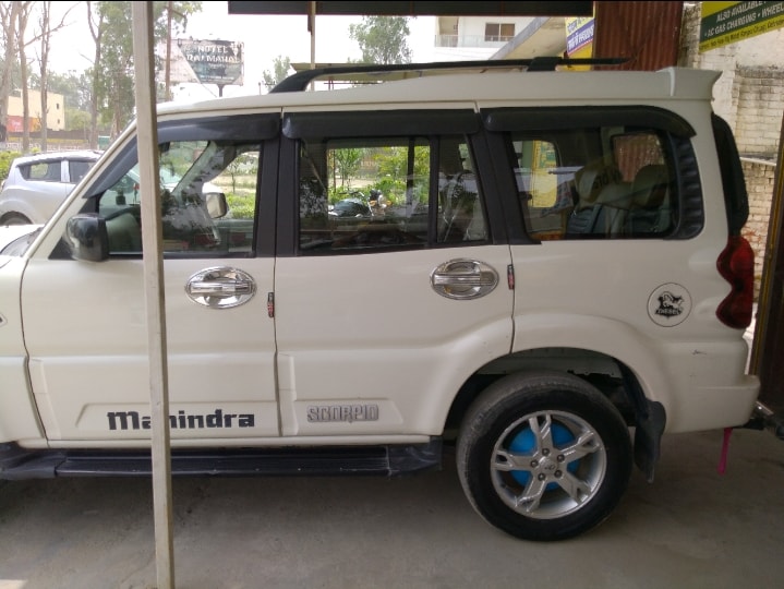 Scorpio image 8 Scorpio image 8