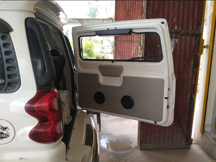 Scorpio image 15 Scorpio image 15