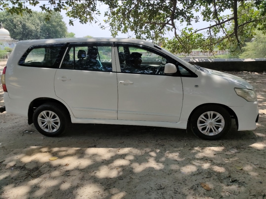 Innova image 14 Innova image 14