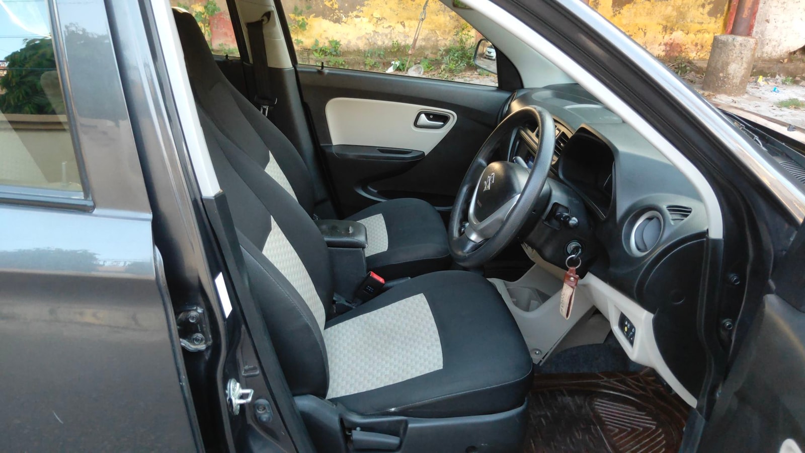 Alto 800 image 18 Alto 800 image 18