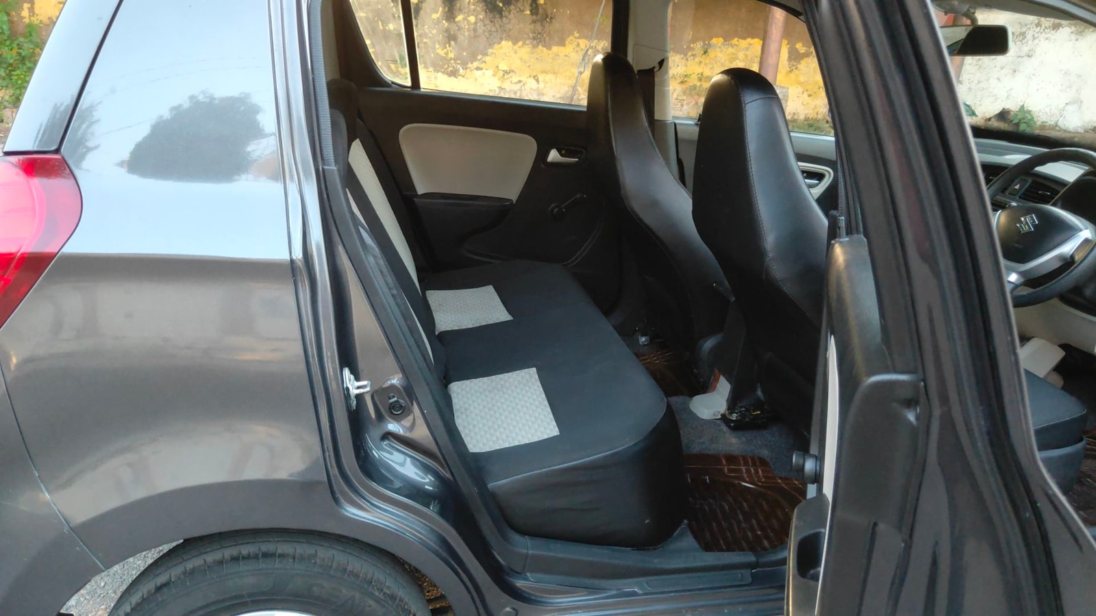 Alto 800 image 19 Alto 800 image 19