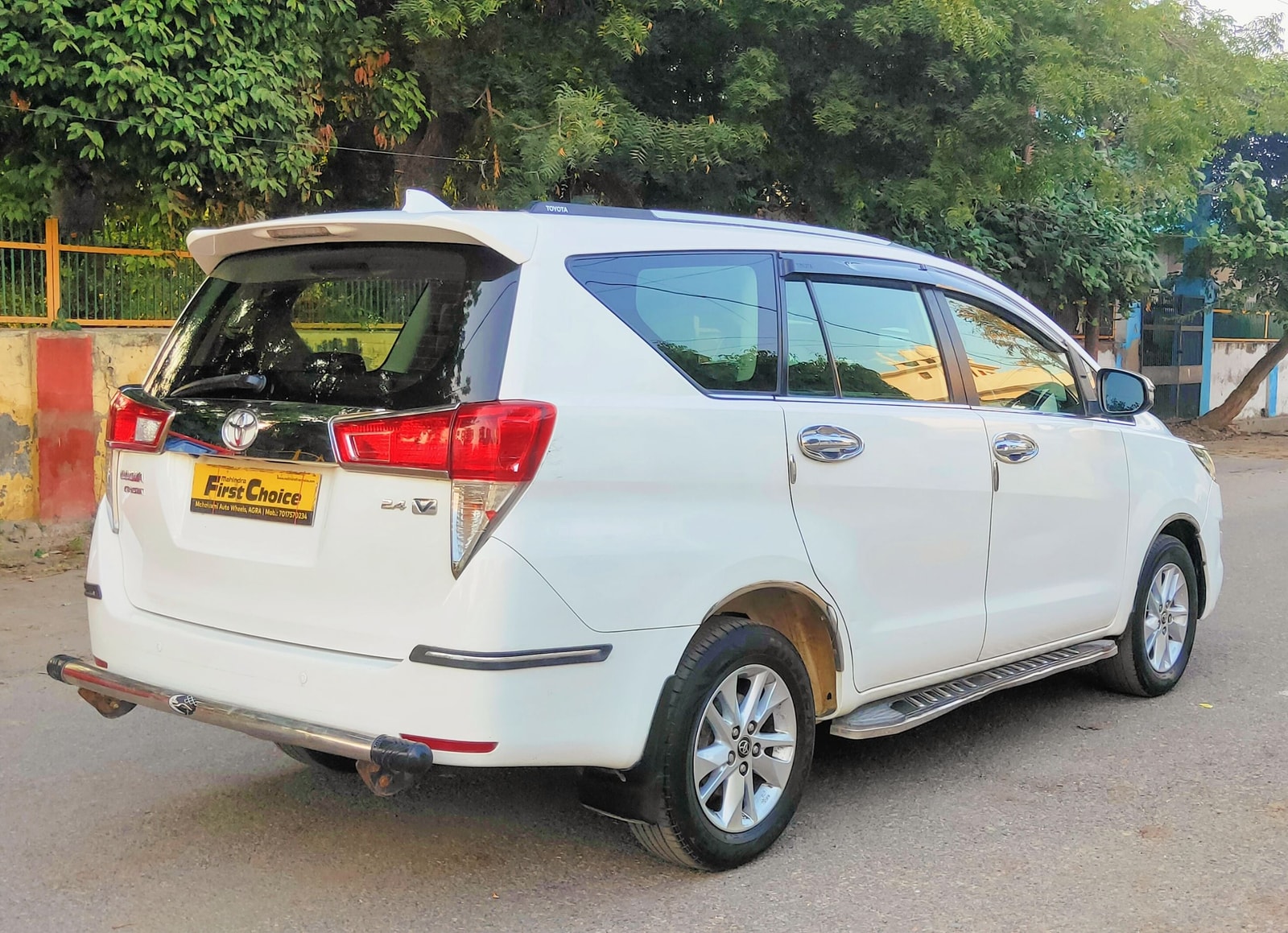 Innova Crysta image 6 Innova Crysta image 6